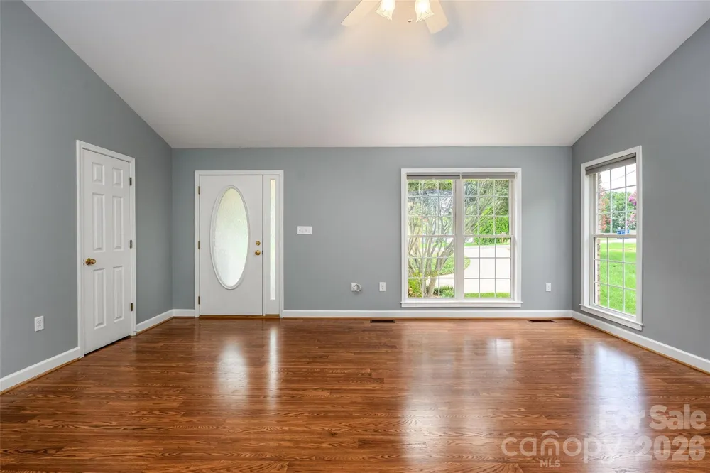 4288 Harbor Lane Sherrills Ford, NC 28673