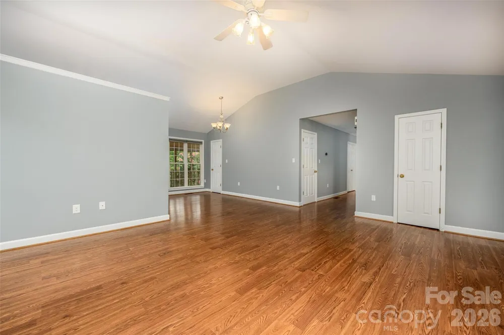 4288 Harbor Lane Sherrills Ford, NC 28673