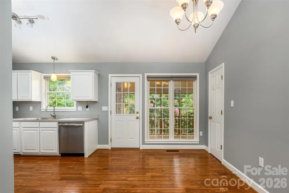 4288 Harbor Lane Sherrills Ford, NC 28673