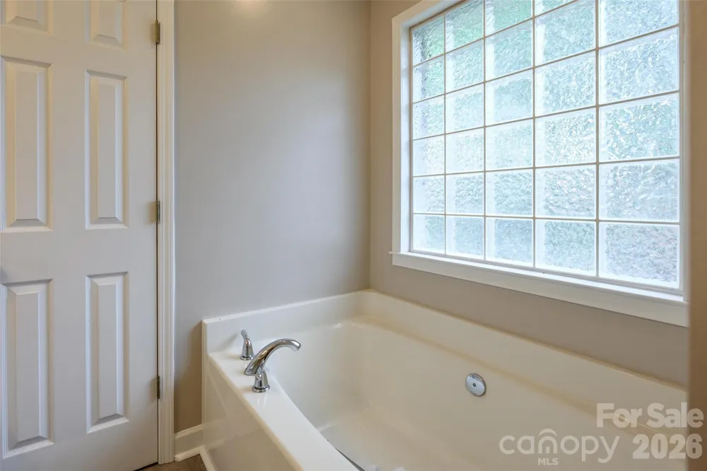 4288 Harbor Lane Sherrills Ford, NC 28673