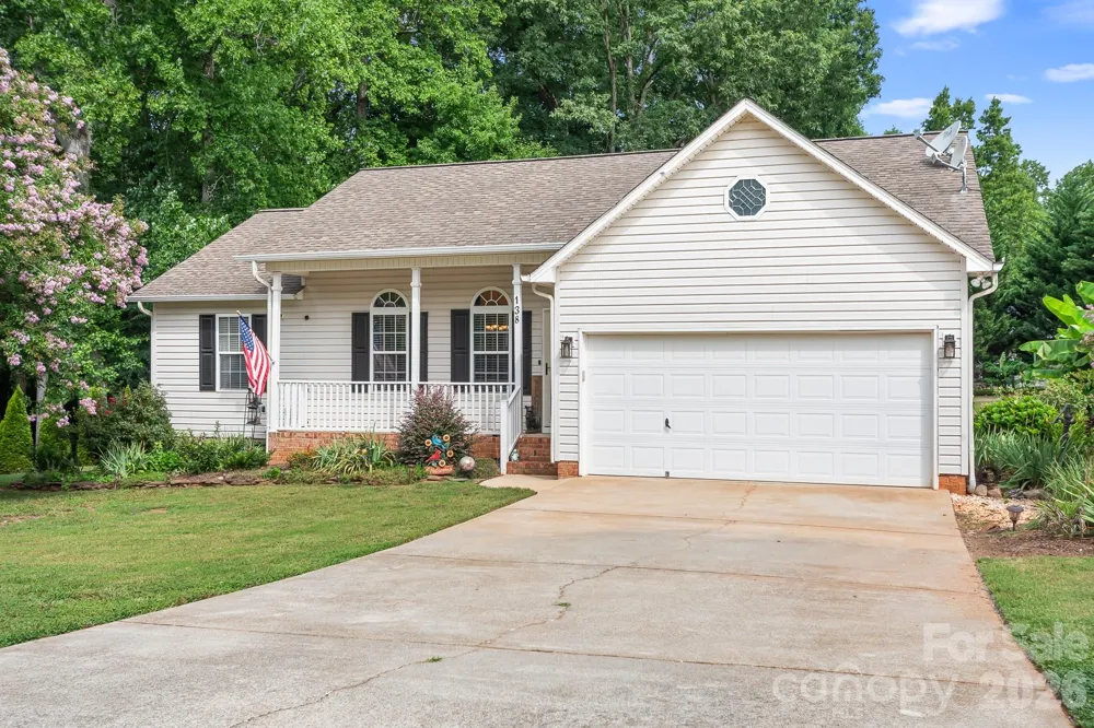 138 Valley Glen Drive Troutman, NC 28166