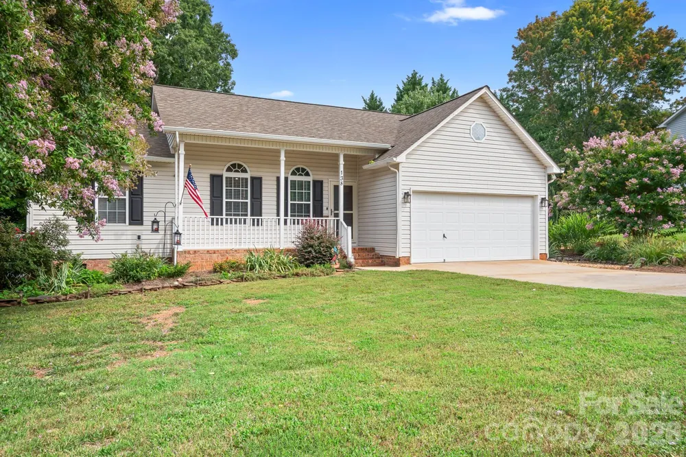 138 Valley Glen Drive Troutman, NC 28166