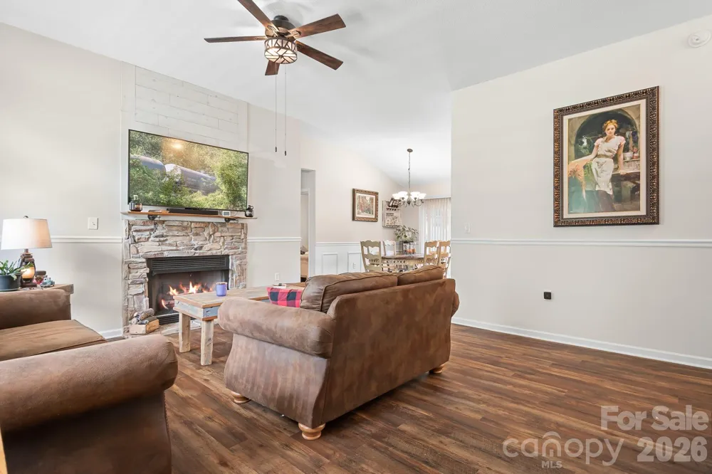 138 Valley Glen Drive Troutman, NC 28166