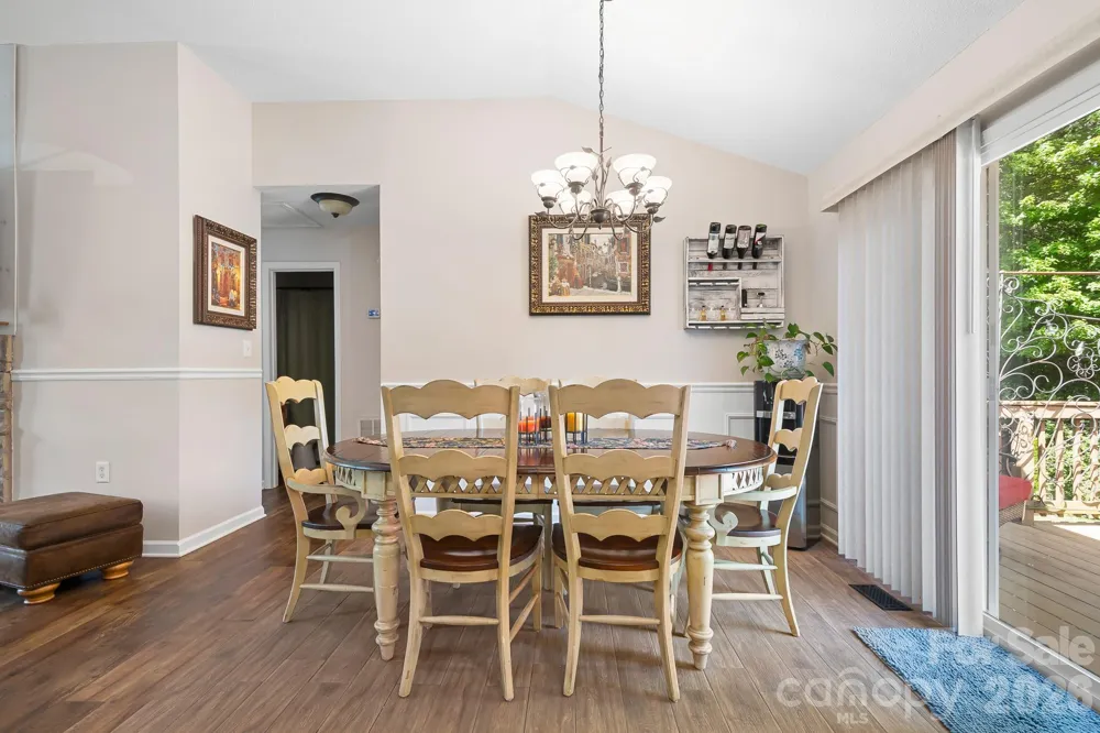 138 Valley Glen Drive Troutman, NC 28166