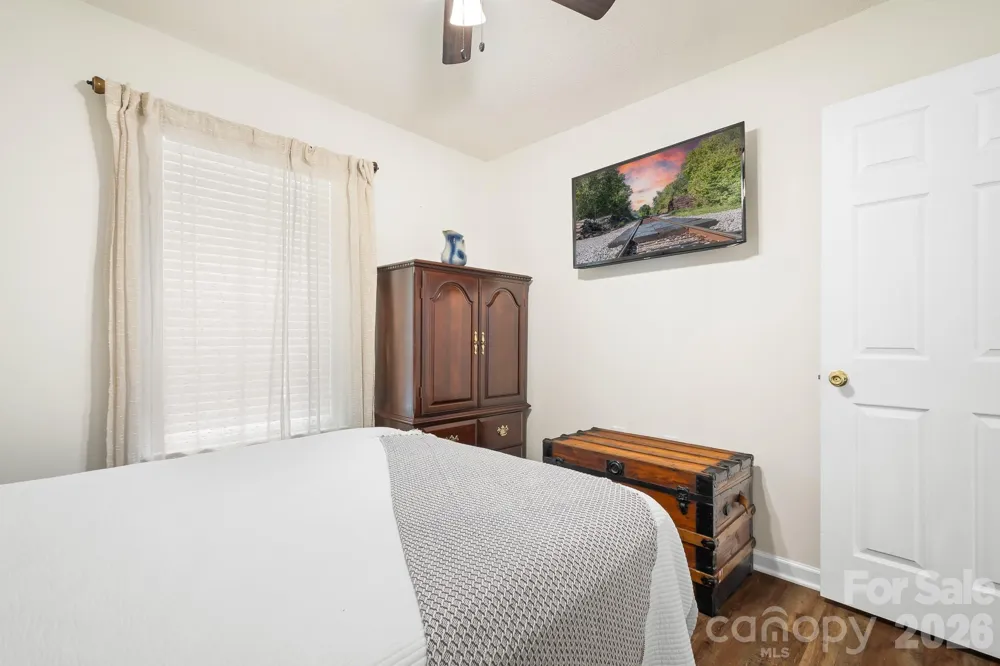 138 Valley Glen Drive Troutman, NC 28166