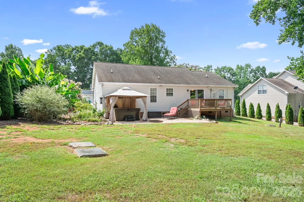 138 Valley Glen Drive Troutman, NC 28166