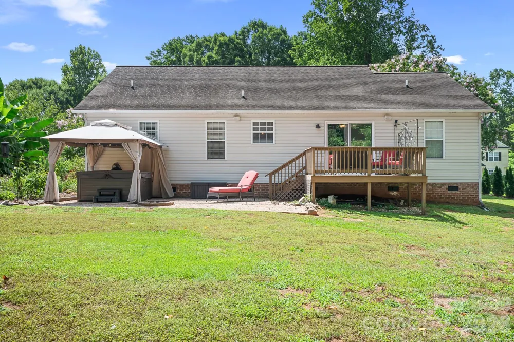 138 Valley Glen Drive Troutman, NC 28166