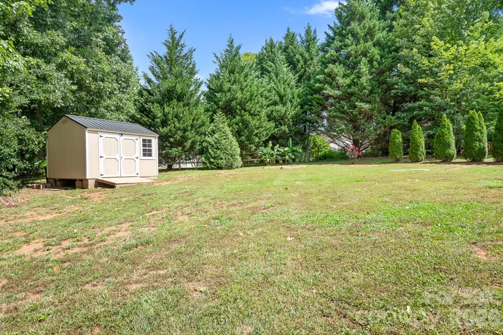 138 Valley Glen Drive Troutman, NC 28166