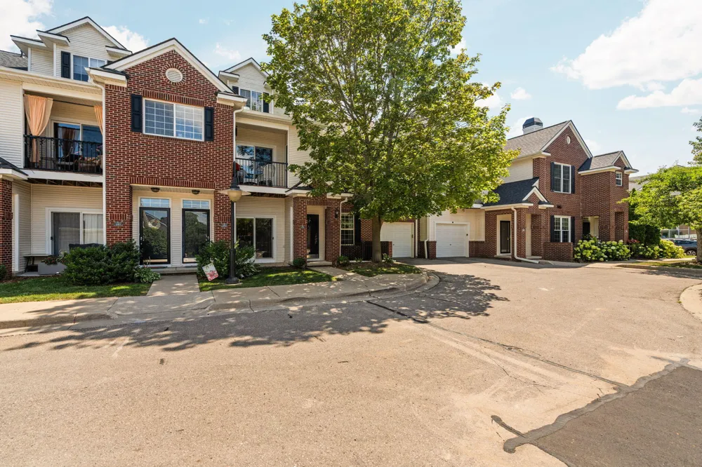 273 Scio Village Court #131 Ann Arbor, MI 48103