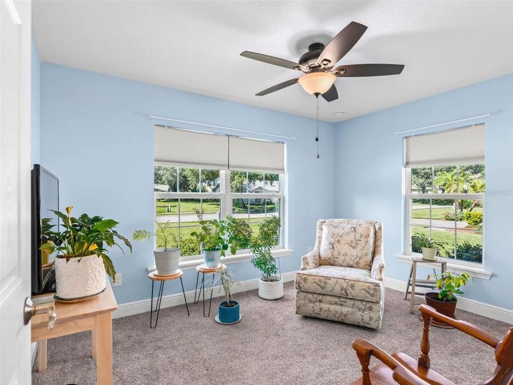 5331 GROVE MANOR Lady Lake, FL 32159
