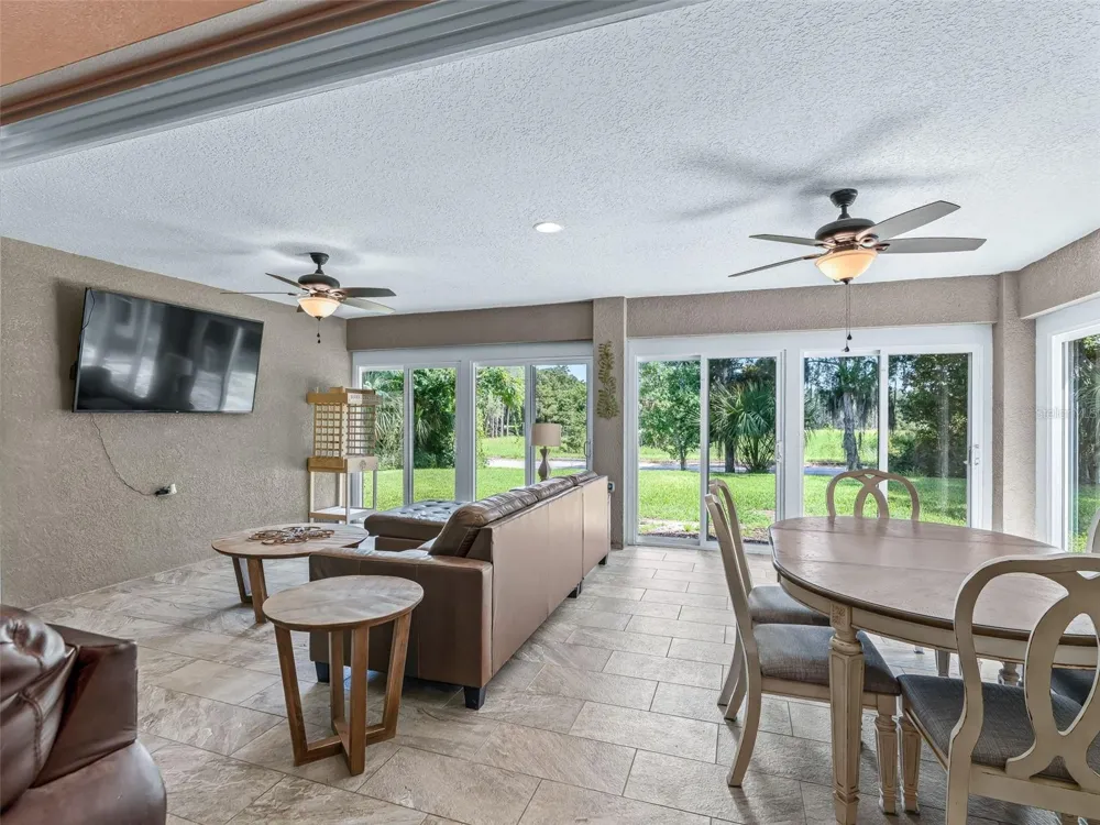 5331 GROVE MANOR Lady Lake, FL 32159