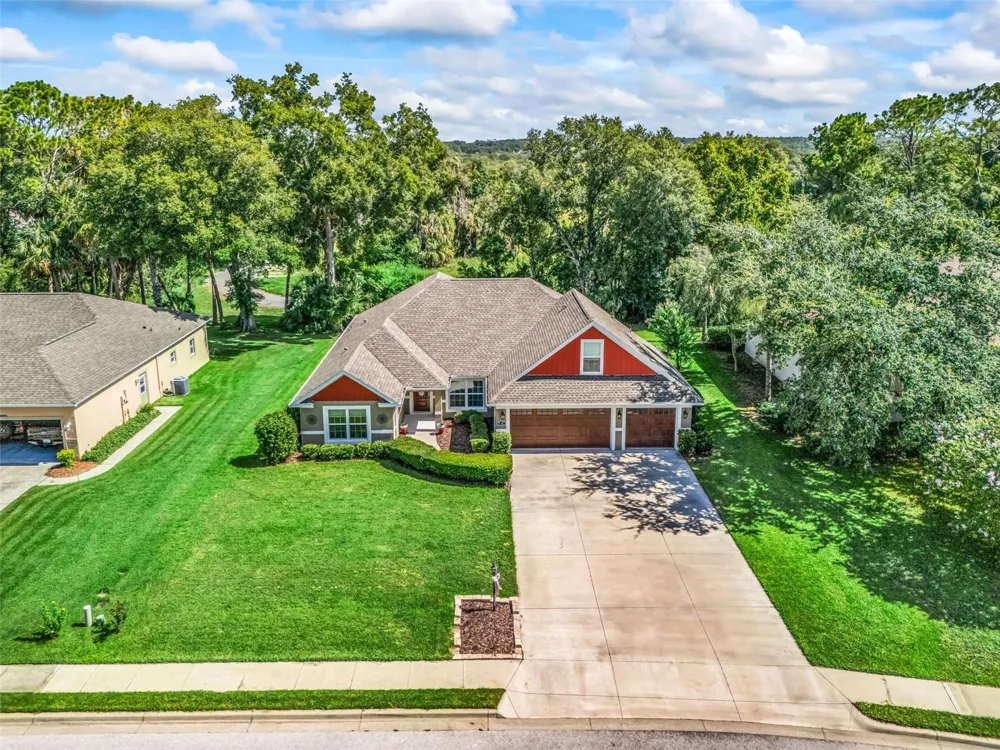 5331 GROVE MANOR Lady Lake, FL 32159