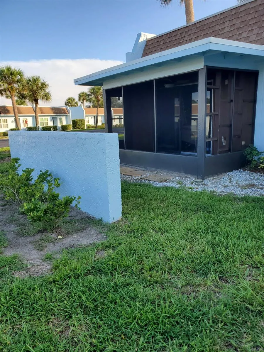 11135 CARRIAGE HILL DRIVE #3 Port Richey, FL 34668