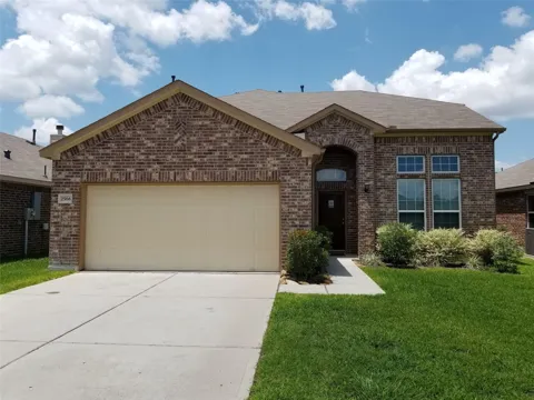 2566 Riverway Drive