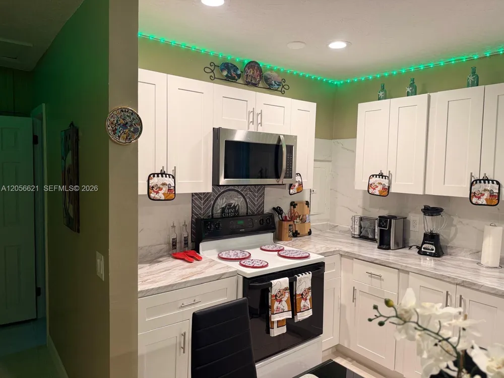 940 NE 155th Ter #940 North Miami Beach, FL 33162