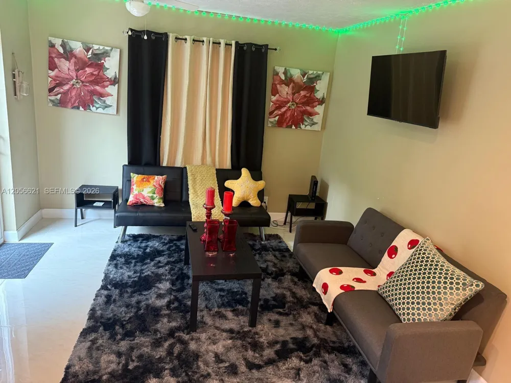 940 NE 155th Ter #940 North Miami Beach, FL 33162