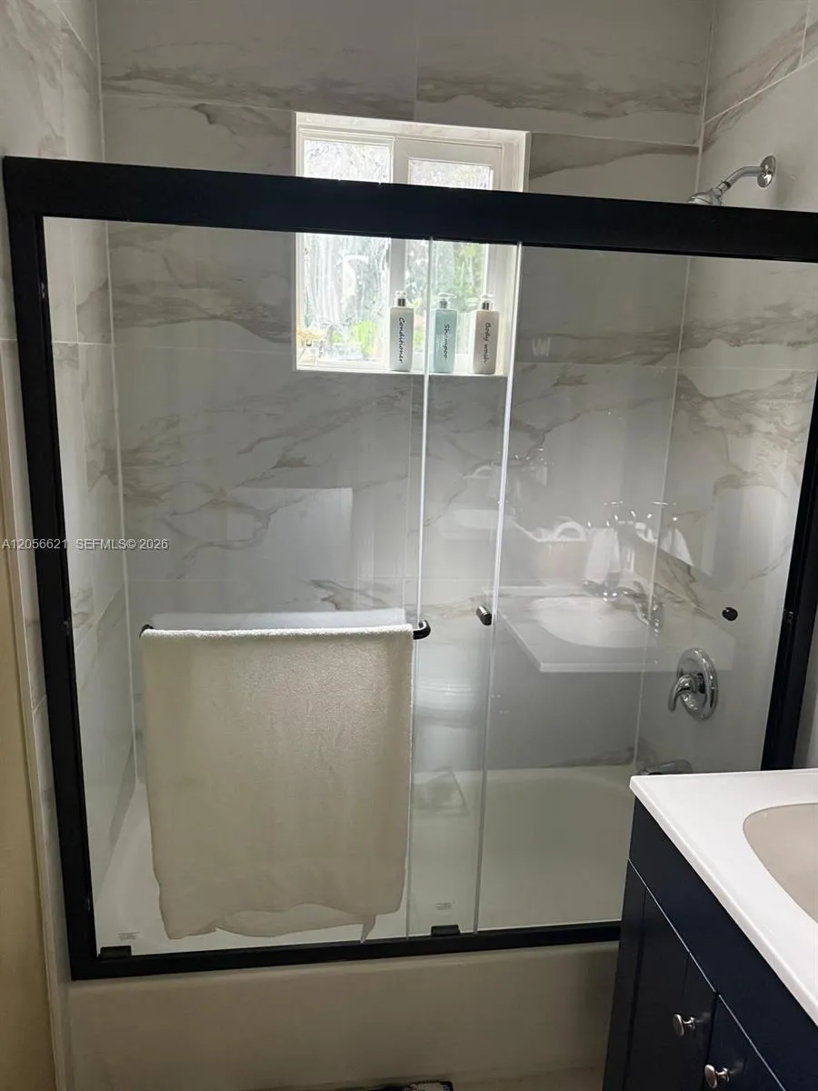 940 NE 155th Ter #940 North Miami Beach, FL 33162