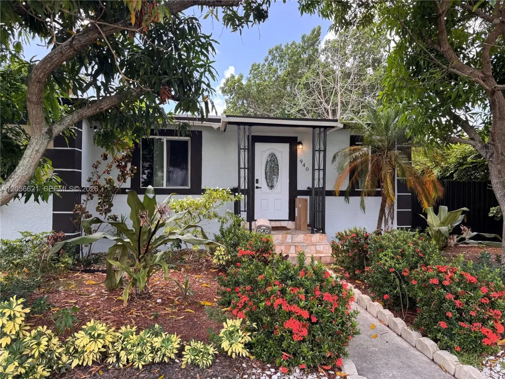 940 NE 155th Ter #940 North Miami Beach, FL 33162
