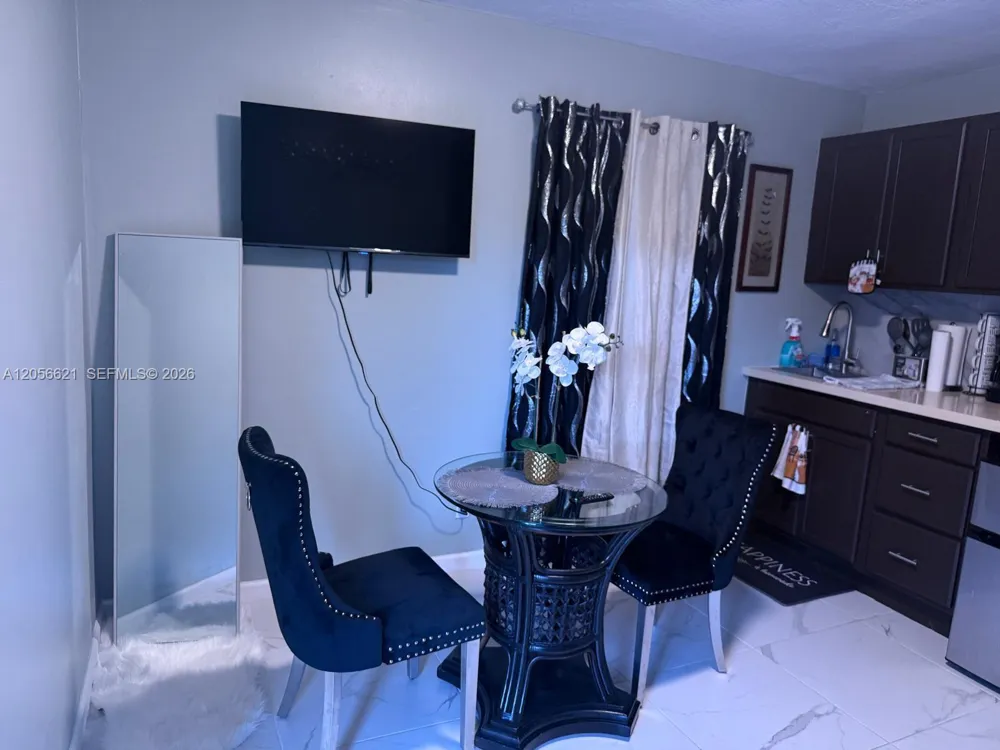 940 NE 155th Ter #940 North Miami Beach, FL 33162