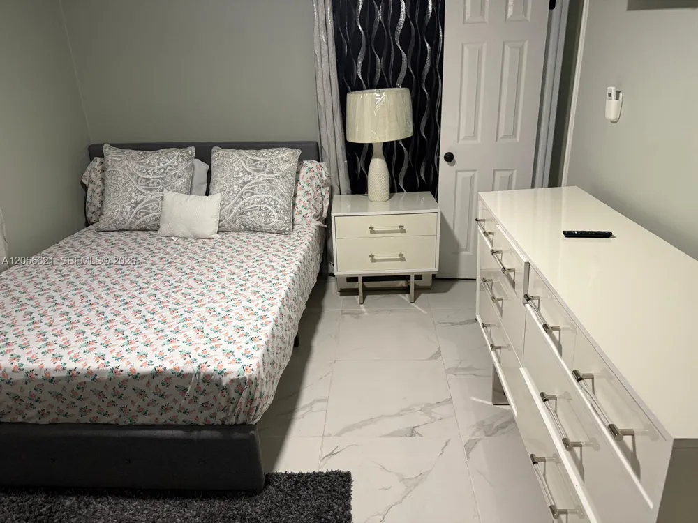 940 NE 155th Ter #940 North Miami Beach, FL 33162