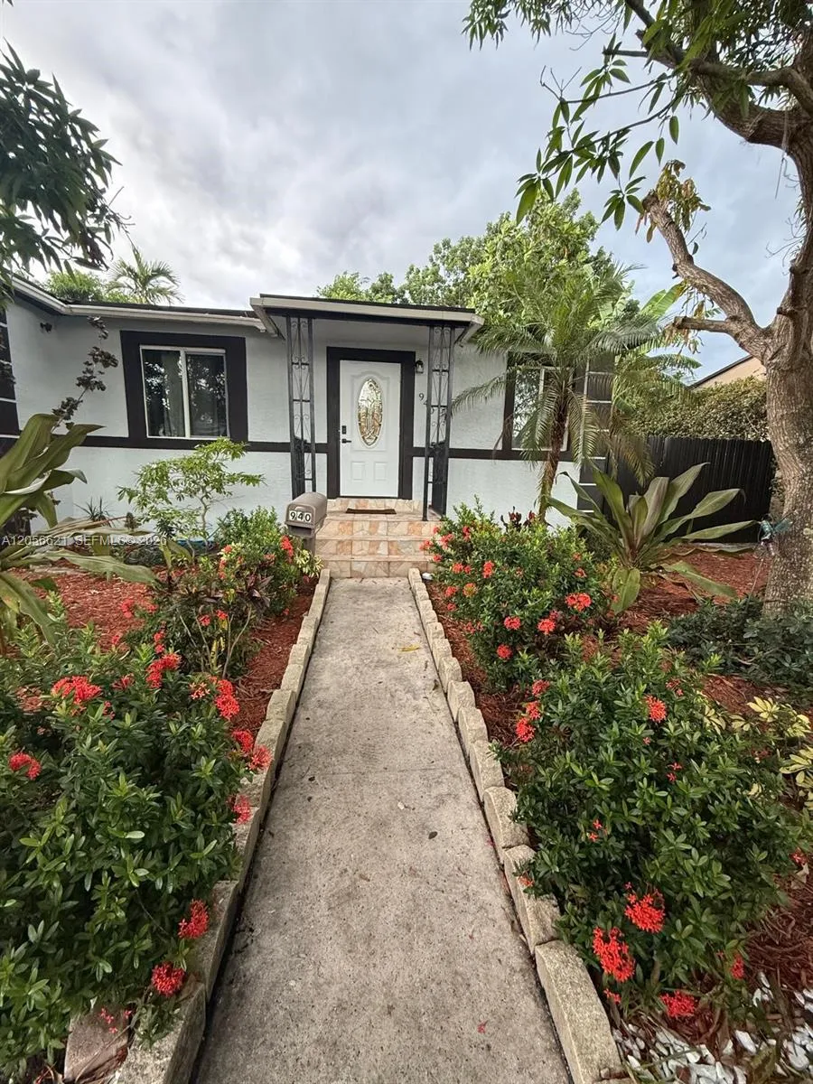 940 NE 155th Ter #940 North Miami Beach, FL 33162