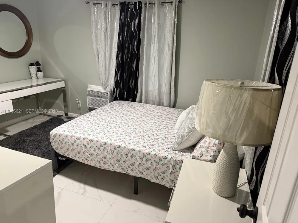 940 NE 155th Ter #940 North Miami Beach, FL 33162
