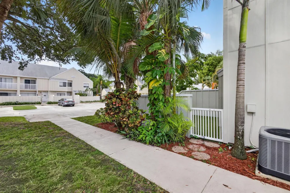 6391 Riverwalk Lane #7 Jupiter, FL 33458