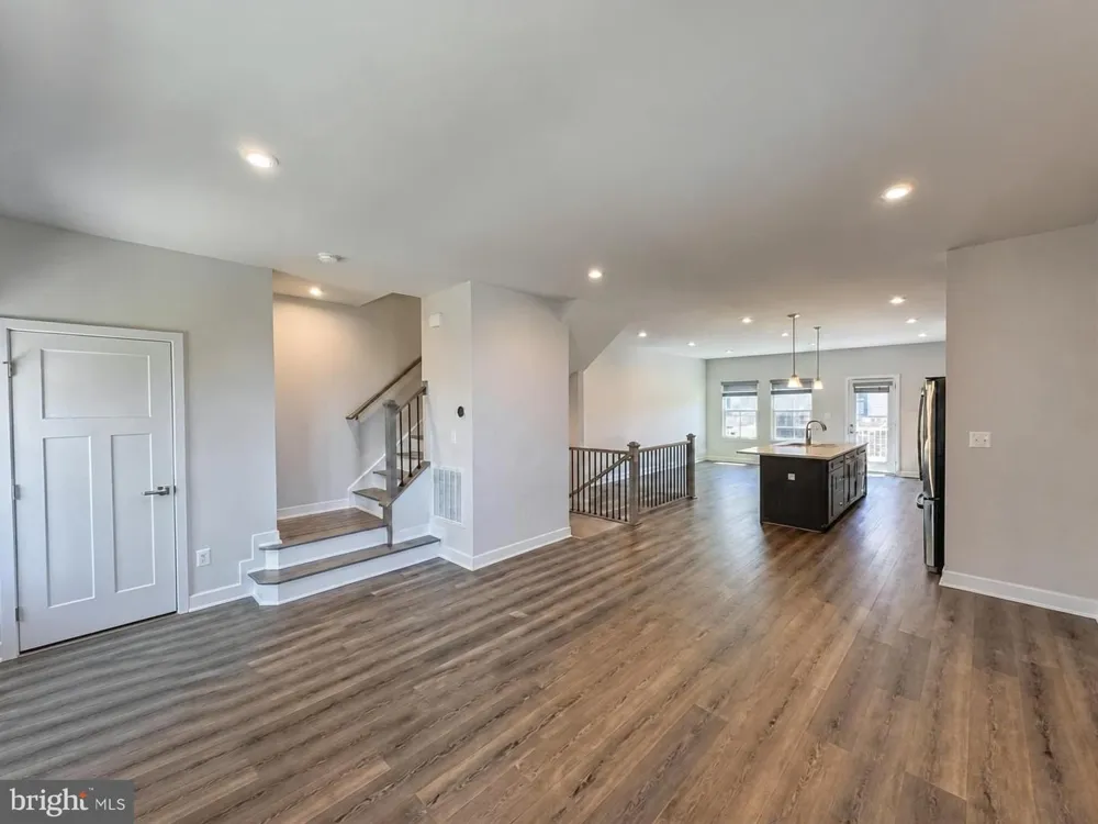 13993 AIRFOIL ROAD Herndon, VA 20171