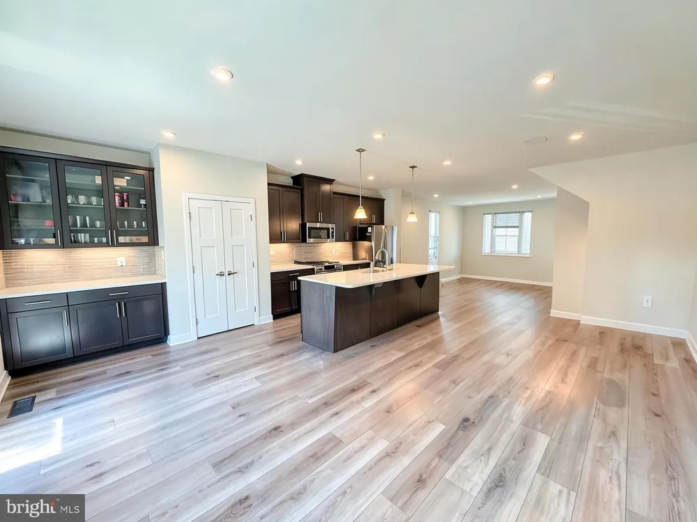 13993 AIRFOIL ROAD Herndon, VA 20171