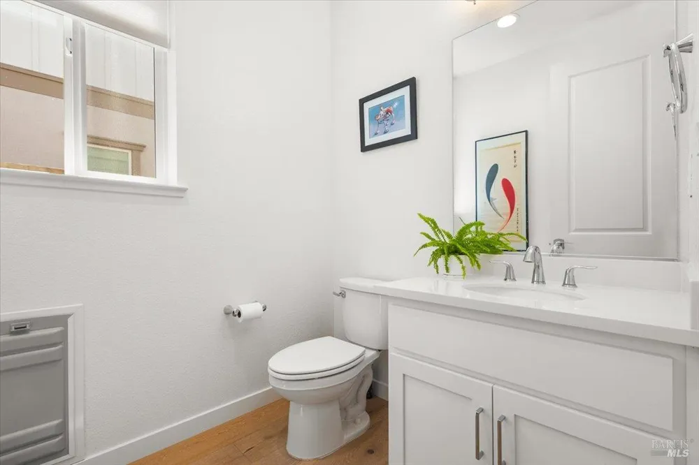 48 Riverbend Lane Petaluma, CA 94952
