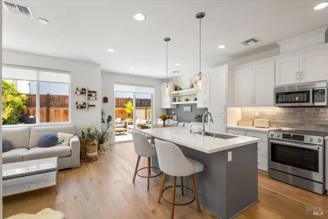48 Riverbend Lane