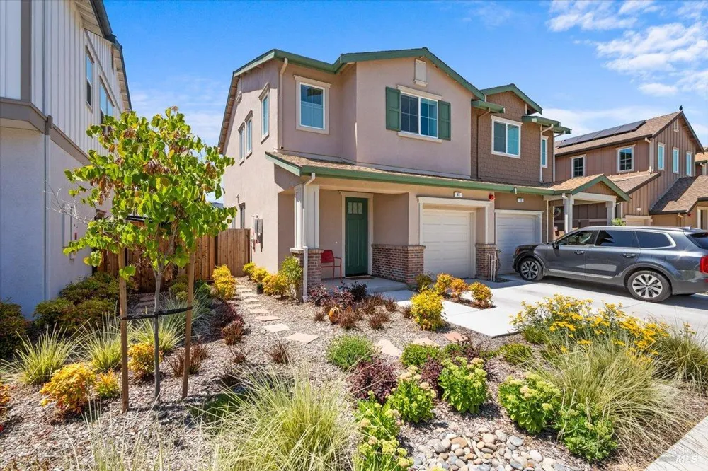 48 Riverbend Lane Petaluma, CA 94952