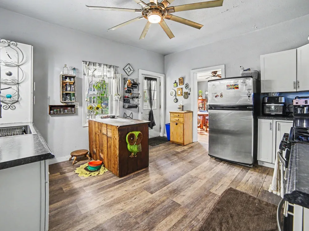 215 E Melendy Street Ludington, MI 49431