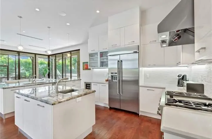 404 NE 13th Avenue Fort Lauderdale, FL 33301