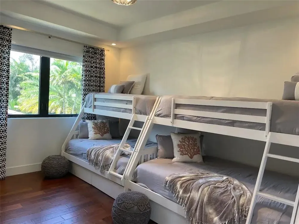 404 NE 13th Avenue Fort Lauderdale, FL 33301