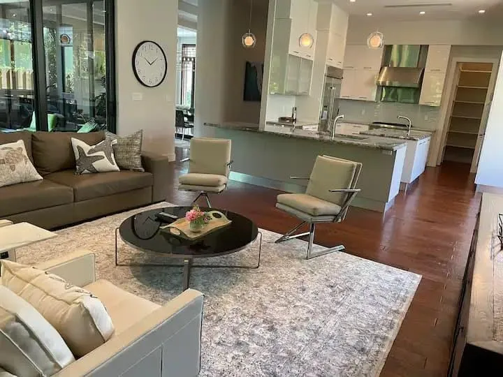 404 NE 13th Avenue Fort Lauderdale, FL 33301