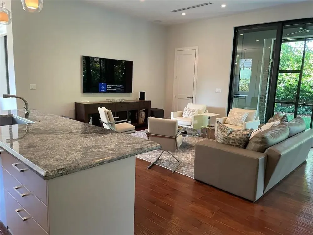 404 NE 13th Avenue Fort Lauderdale, FL 33301