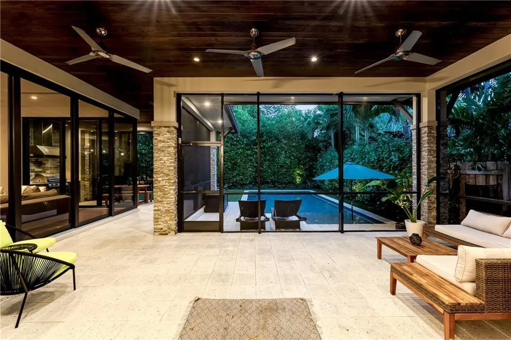 404 NE 13th Avenue Fort Lauderdale, FL 33301