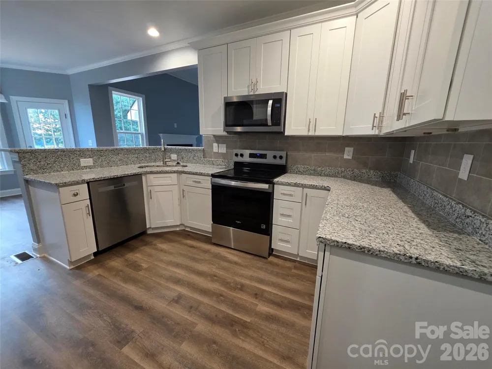 5517 Harvest Hills Road Bessemer City, NC 28016