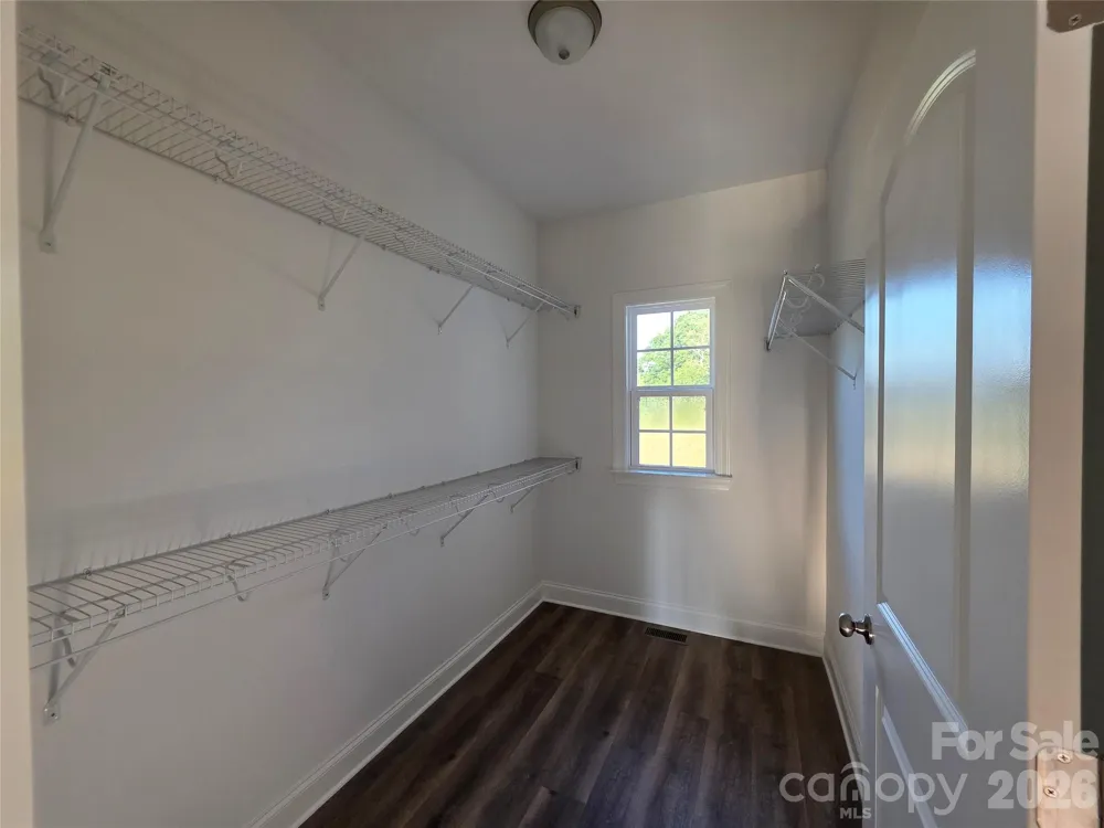 5517 Harvest Hills Road Bessemer City, NC 28016