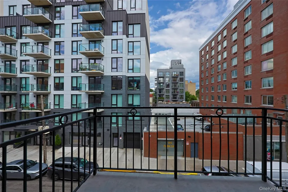 43-30 52nd Street #3B Woodside, NY 11377