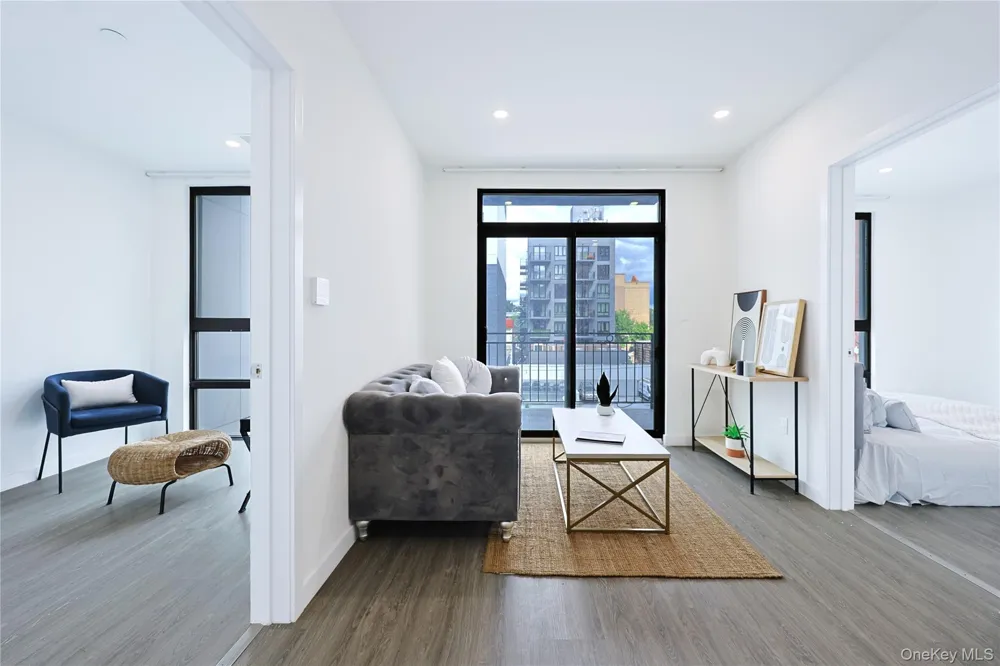 43-30 52nd Street #3B Woodside, NY 11377