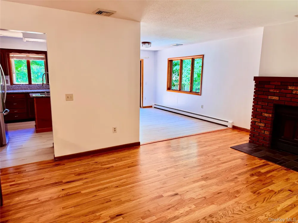 126 CARTER ROAD Pleasant Valley, NY 12569