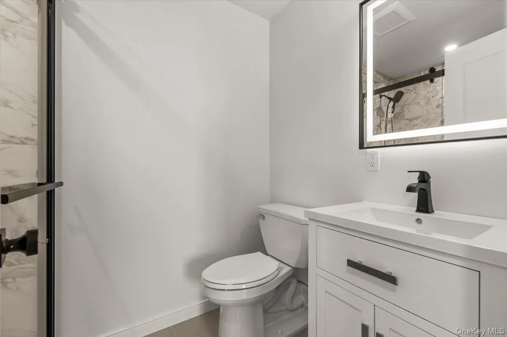 100 Broadway W #4T Long Beach, NY 11561