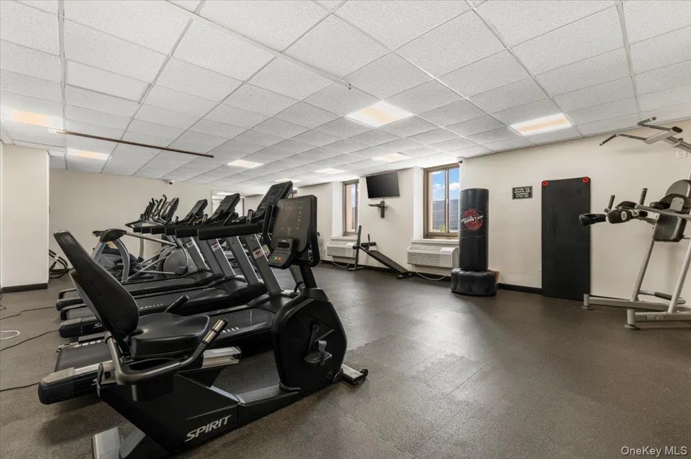 100 Broadway W #4T Long Beach, NY 11561