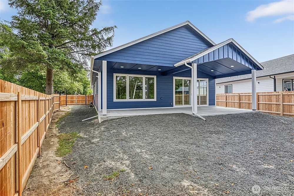 645 Itswoot Avenue SE Ocean Shores, WA 98569