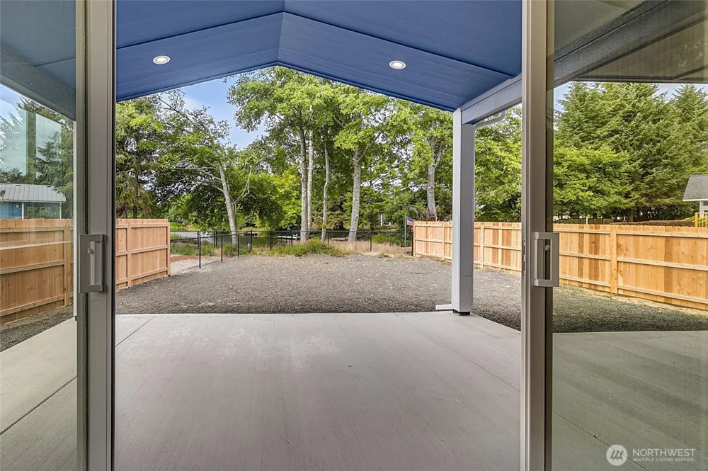 645 Itswoot Avenue SE Ocean Shores, WA 98569