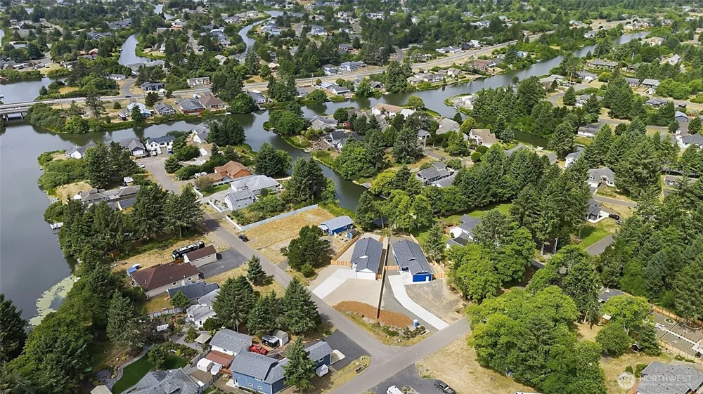 645 Itswoot Avenue SE Ocean Shores, WA 98569