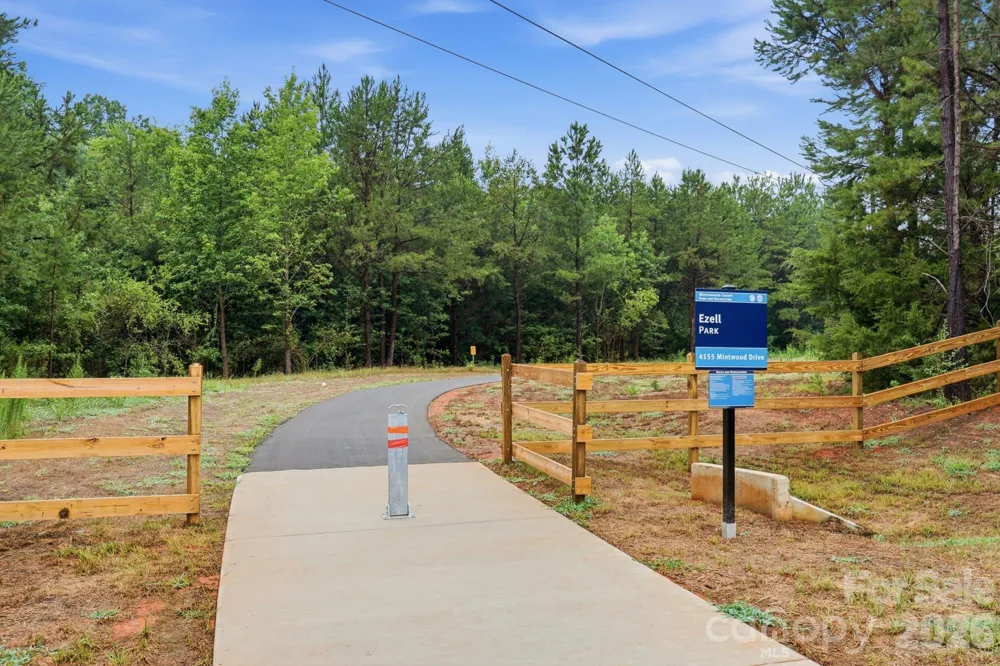 5630 Turkey Oak Drive Mint Hill, NC 28227