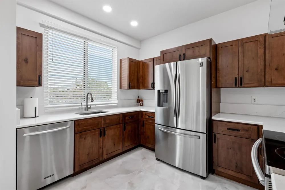 836 SE 20TH AVENUE SE Deerfield Beach, FL 33441